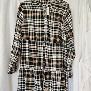 LOFT Black and White Plaid Long Sleeve Dress